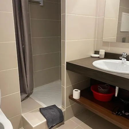 4 Pers à Gourette, Piscine, Animaux Admis, Draps Inclus - Fr-1-860-49 * Eaux-Bonnes