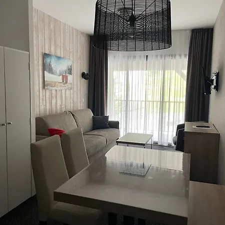 A Avec Piscine, 4 Pers, Animaux Ok - Fr-1-860-49