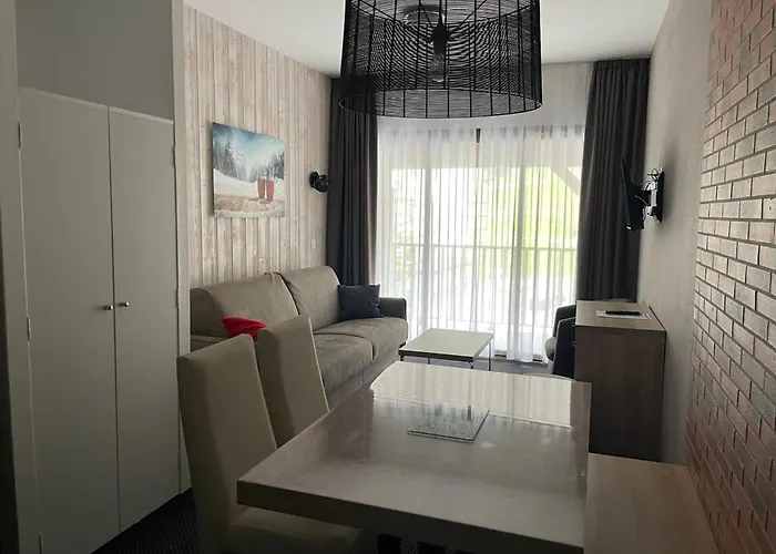 4 Pers à Gourette, Piscine, Animaux Admis, Draps Inclus - Fr-1-860-49